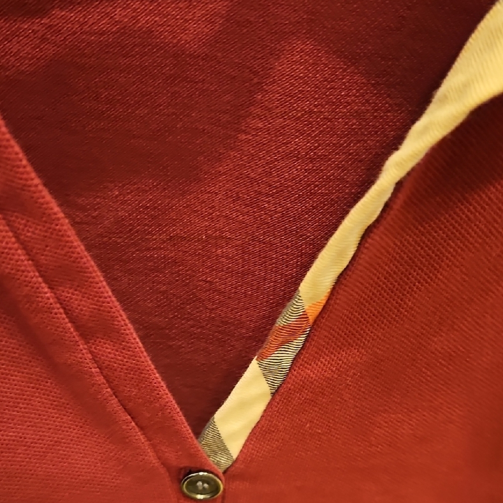 Burberry Women's Short Sleeve Polo Shirt in Burgundy - Picture 3 of 4